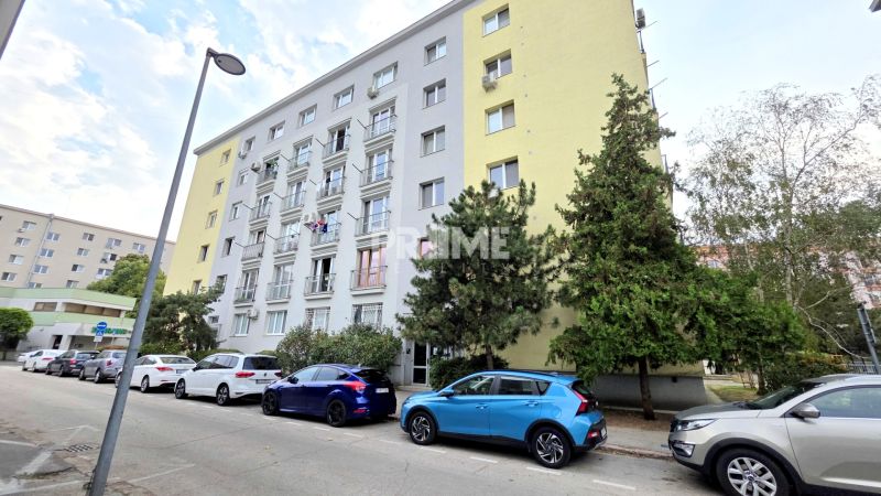 ŠTÝLOVÝ 3i byt, REKONŠTRUKCIA, KLÍMA, Plzenská ulica, Nové Mesto