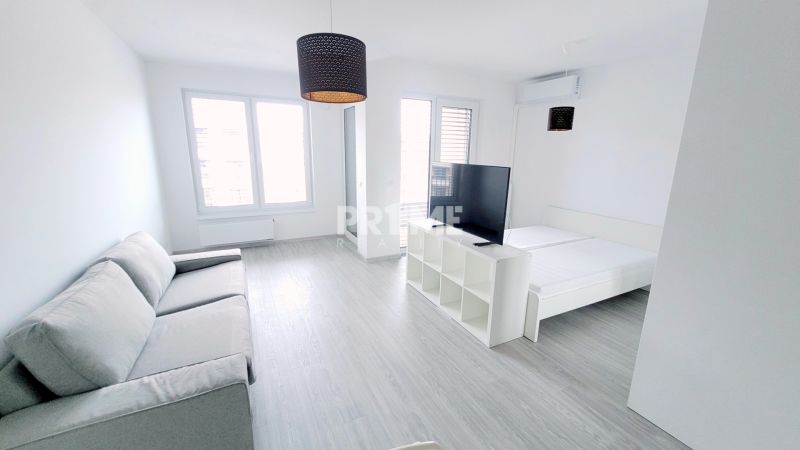 MODERNÝ 1,5i byt, BORY, LOGGIA, PARKING, Mateja Encingera