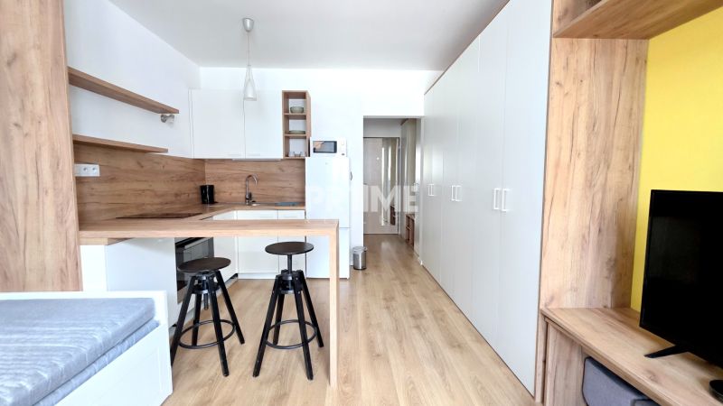 MODERNÁ GARSÓNKA, NOVOSTAVBA, BALKÓN, Ondavska ulica