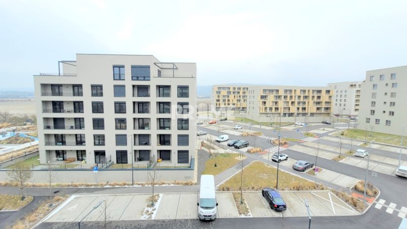 MODERNÝ 1,5i byt, BORY, LOGGIA, PARKING, Mateja Encingera