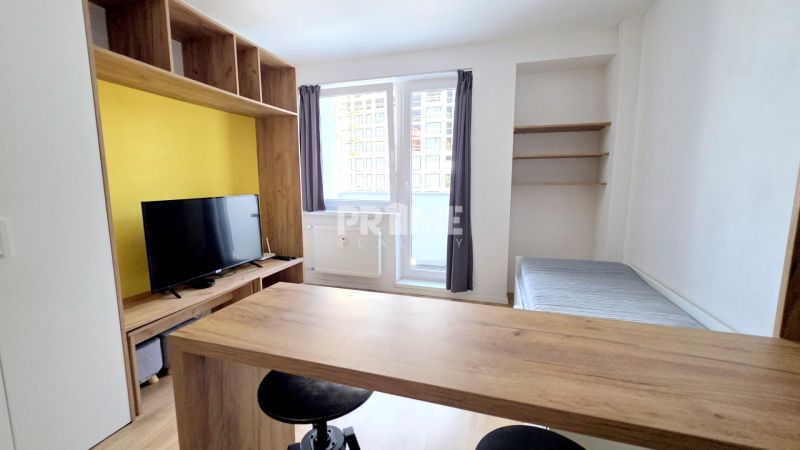 MODERNÁ GARSÓNKA, NOVOSTAVBA, BALKÓN, Ondavska ulica