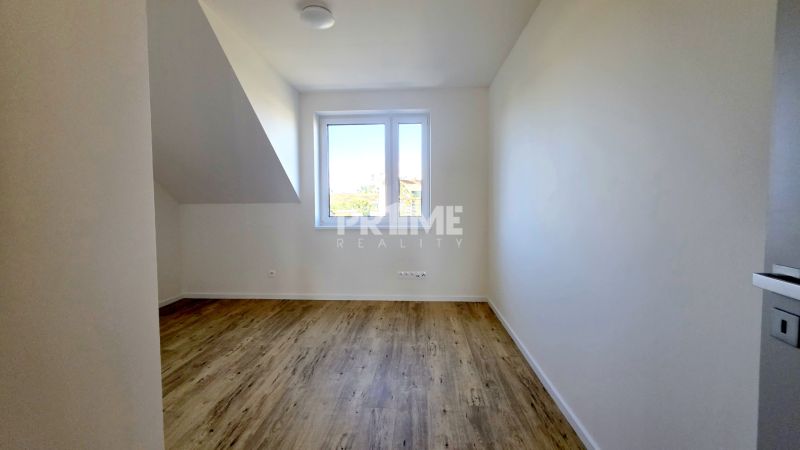 MODERNÝ 4i byt, PREDZÁHRADKA, TERASA, KLÍMA, PARKING, Granitová ulica