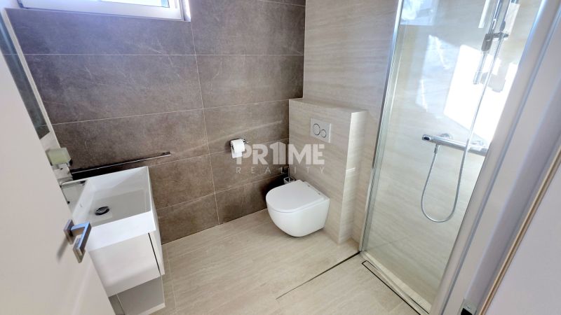 MODERNÝ 4i byt, PREDZÁHRADKA, TERASA, KLÍMA, PARKING, Granitová ulica