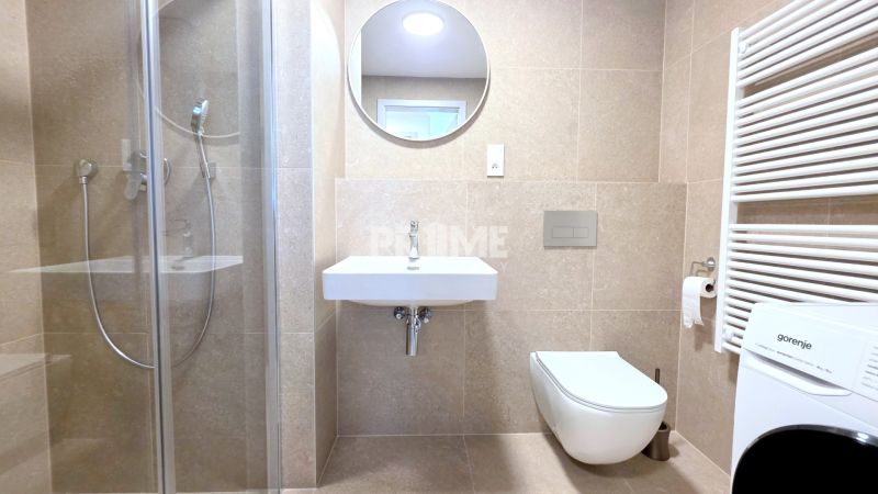 BÝVAJ PRVÝ v 2i byte, MILLHAUS, CHLADENIE,LOGGIA,PARKING, Mlynské Nivy