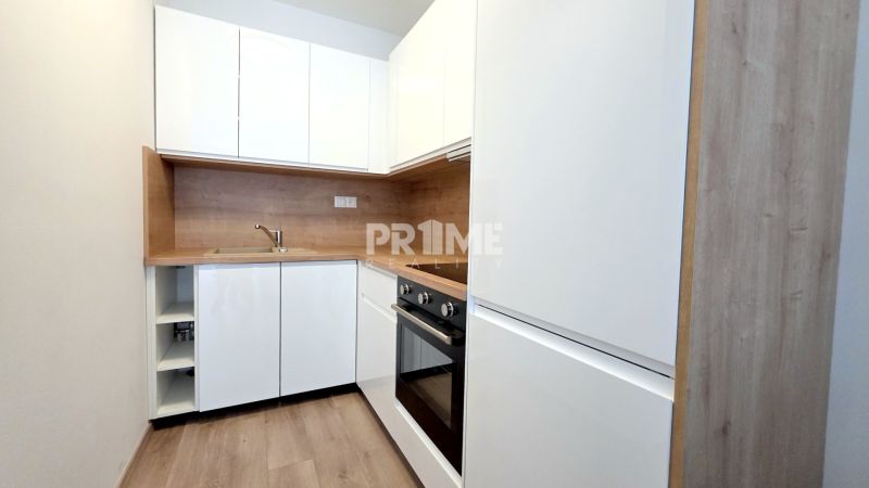 BÝVAJ PRVÝ v 2i byte, MILLHAUS, CHLADENIE,LOGGIA,PARKING, Mlynské Nivy