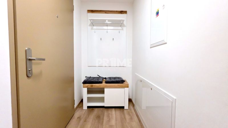 BÝVAJ PRVÝ v 2i byte, MILLHAUS, CHLADENIE,LOGGIA,PARKING, Mlynské Nivy