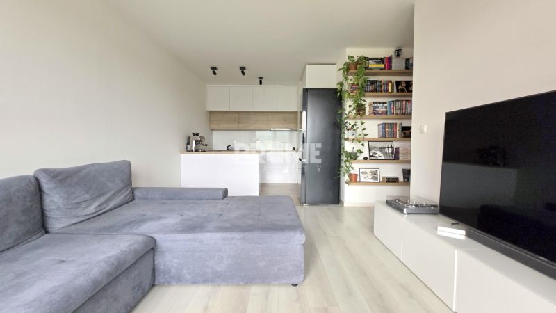 MODERNÝ 3i BYT, NOVOSTAVBA ČEREŠNE, LOGGIA, KLÍMA, PARKING, Polianky