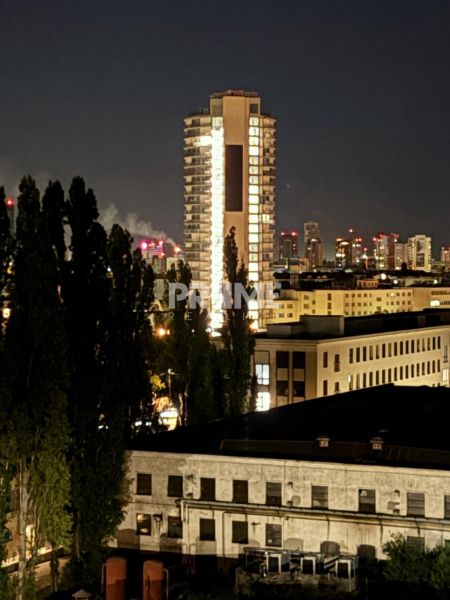 PENTHOUSE – moderný 2i byt s výnimočnou 69 m² terasou, AHOJ PARK
