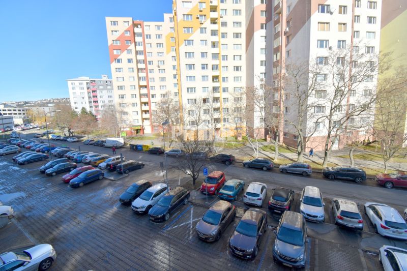 MODERNÝ 2i byt, BALKÓN, KLÍMA, Petržalské korzo, Rusovská cesta 
