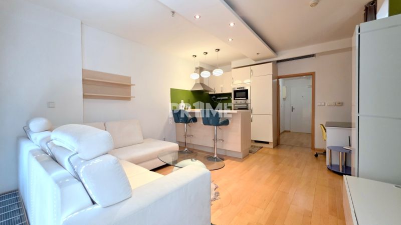 MODERNÝ 2i Apartmán, NOVOSTAVBA, BALKÓN, KLÍMA, Kopčianska ulica