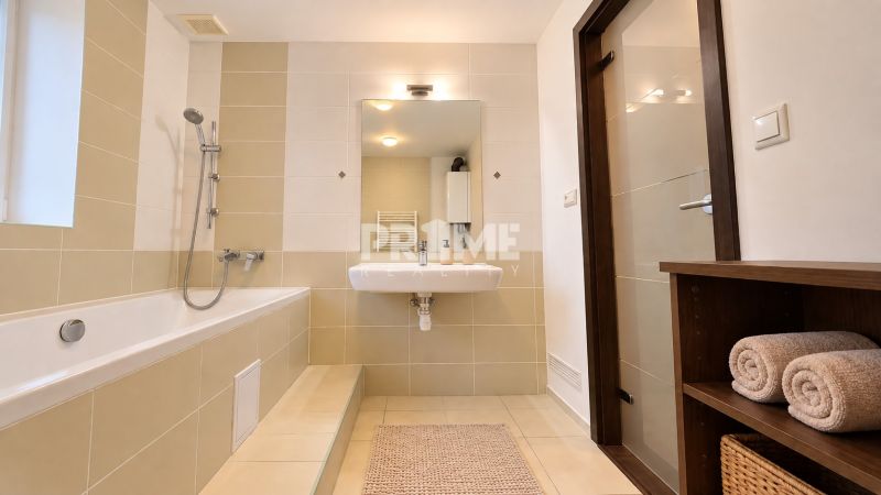 Moderný 2i byt, balkón, tehla, tichá lokalita, Kadnárova ul., Rača