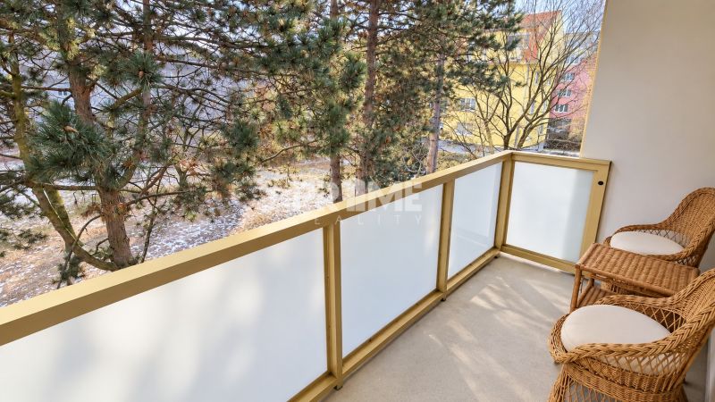 Moderný 2i byt, balkón, tehla, tichá lokalita, Kadnárova ul., Rača