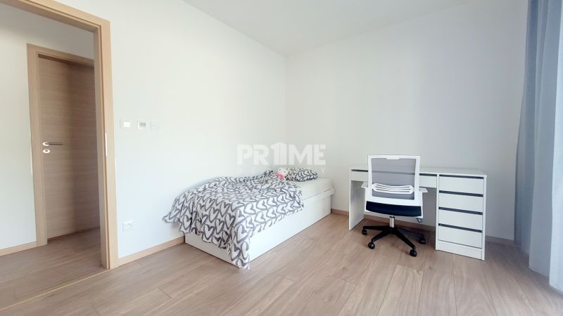 MODERNÝ 4i RD, ZÁHRADKA (400 m2), 2 x PARKING, Lúčna ulica, Cífer