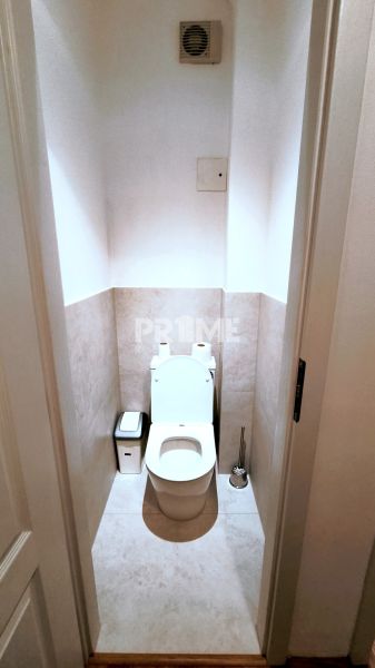 MODERNÝ 2i byt ( 65 m 2 ) v Starom Meste, KLÍMA, Karadžičova ulica