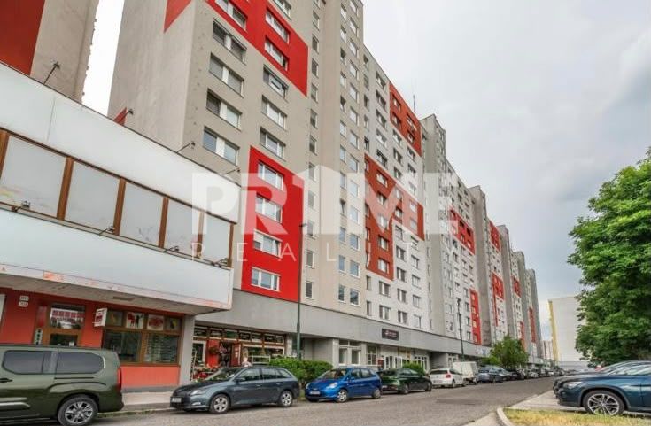 MODERNÝ 2i byt, REKONŠTRUKCIA, KLÍMA,LOGGIA,Gessayova ulica,Petržalka