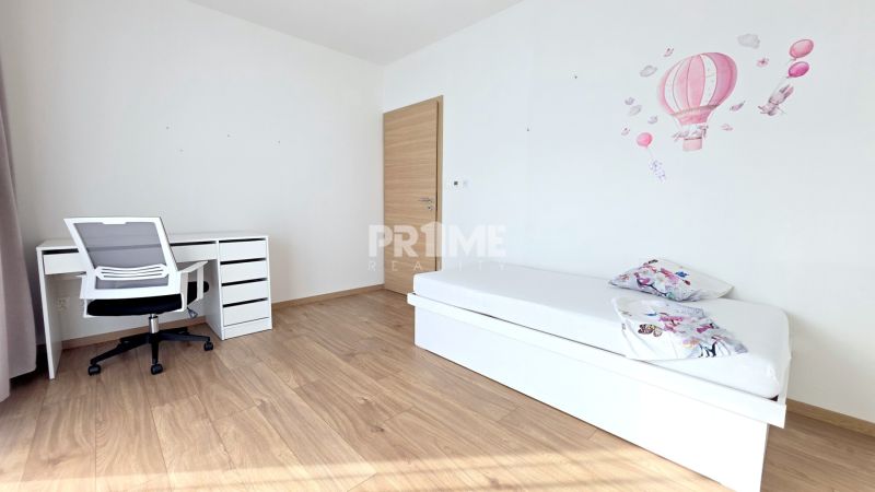 MODERNÝ 4i RD, ZÁHRADKA (400 m2), 2 x PARKING, Lúčna ulica, Cífer