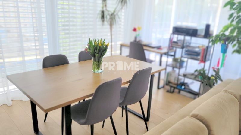 U NÁS !!! Luxusný 4i byt, TERASA, PARKING, VÝHĽAD, KLÍMA, Jaskový rád