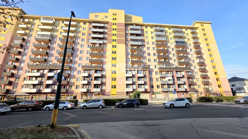 MODERNÝ 2,5i byt, NOV.,NOVÁ REKONŠTRUKCIA,BALKÓN,KLÍMA,Vyšehradská ul.