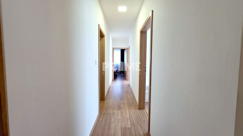 MODERNÝ 4i RD, ZÁHRADKA (400 m2), 2 x PARKING, Lúčna ulica, Cífer