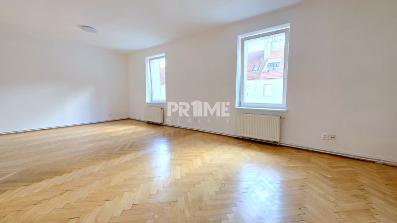 VEĽKOMETRÁŽNY STAROMESTKÝ 2i ( 80 m2 ), CENTRUM, LOGGIA, Klemensova ul